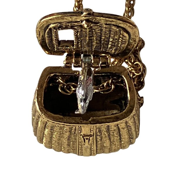 Vintage Signed MFA Gold Tone Basket & Hinged Fish Charm Necklace Cottagecore - Picture 12 of 13